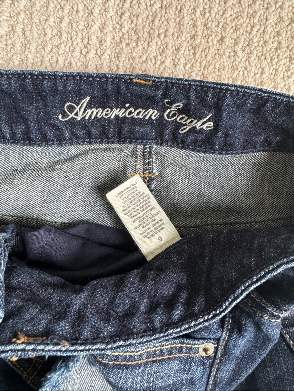 American Eagle Outfitters Dark Blue Frayed Denim Shorts - Picture 3 of 3